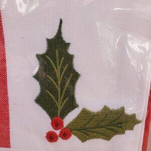 Holly And Mistletoe Holiday Embroidered Dish Towel Set Of 2 Brand New Red White